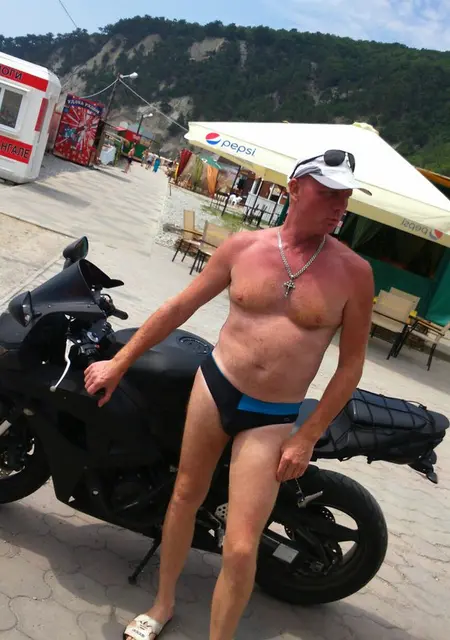 Я Серж, 47, из Михайловки, ищу знакомство для постоянных отношений