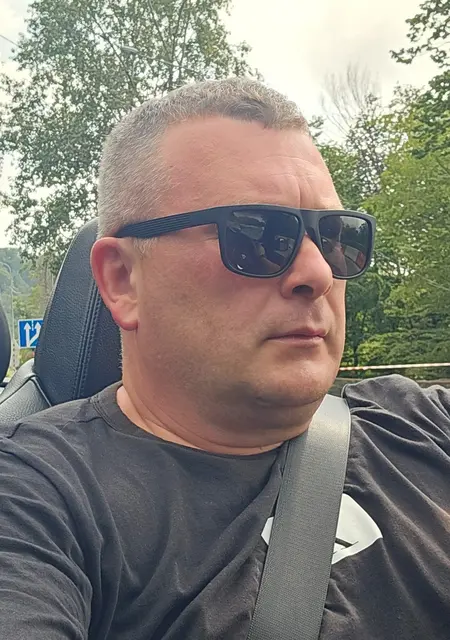 Игорь из Камышина, ищу на сайте знакомства без обязательств