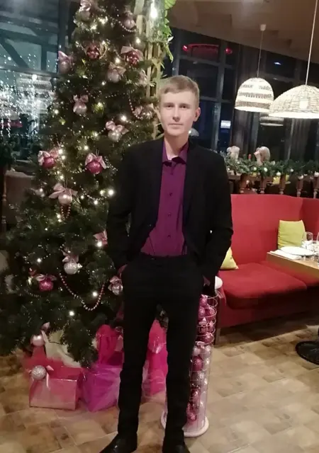 Я Andrey, 27, знакомлюсь без обязательств в Астрахани