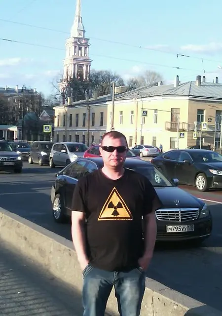 Сергей из Новомосковска, ищу на сайте знакомства на одну ночь