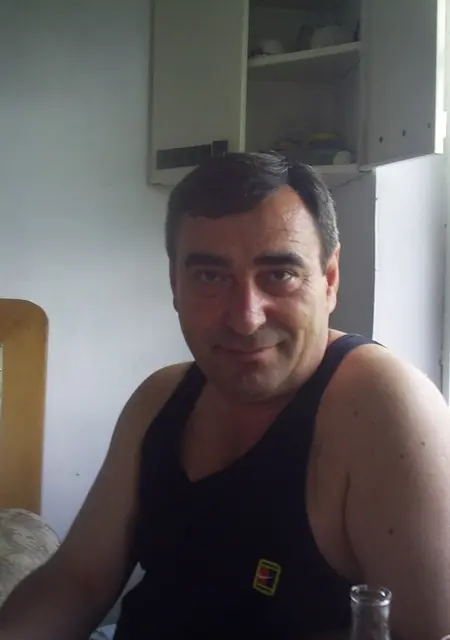 Женя из Шадринска, ищу на сайте знакомства на одну ночь