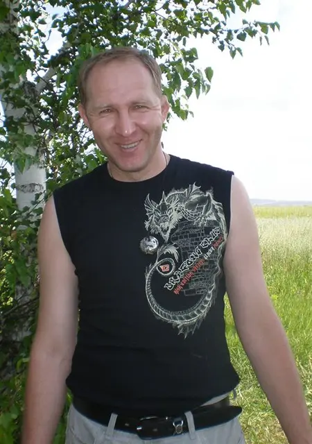 Марат из Туймаз, ищу на сайте знакомства на одну ночь