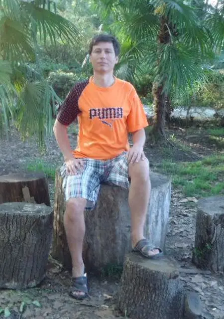 Александр из Новороссийска, мне 44, познакомлюсь без обязательств