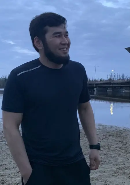 Eldar из Нового Уренгоя, мне 25, познакомлюсь на одну ночь