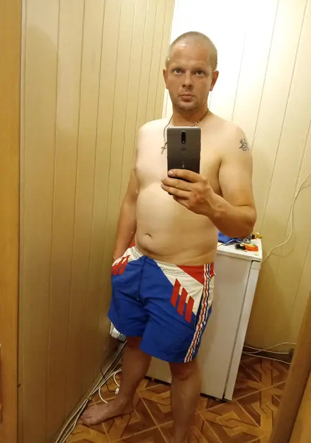 Жекич з Харкова, мені 36 років, познайомлюсь без зобов'язань