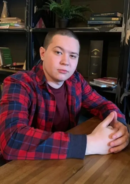 Данил из Губкинского, ищу на сайте знакомства на одну ночь