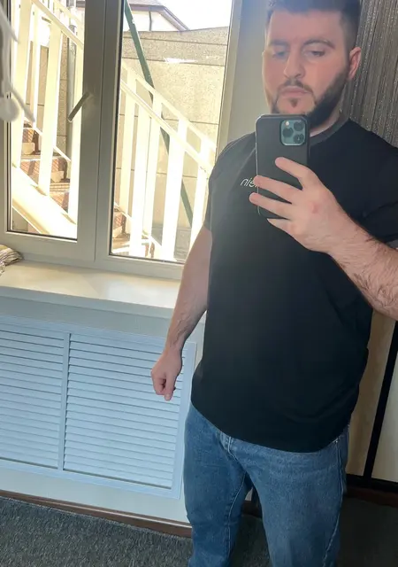 Alan из Владикавказа, мне 27, познакомлюсь для приятного времяпровождения