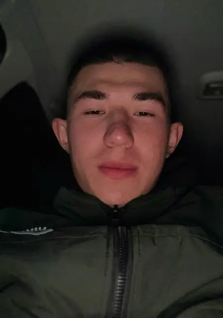 Айназ из Учалов, мне 20, познакомлюсь для вирта