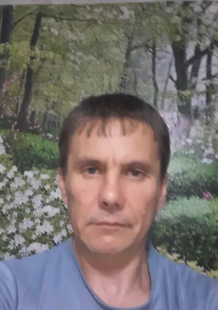 Я Женя, 39, знакомлюсь на одну ночь в Барнауле