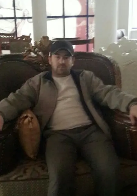 Я Анвар, 49, знакомлюсь на одну ночь в Магадане