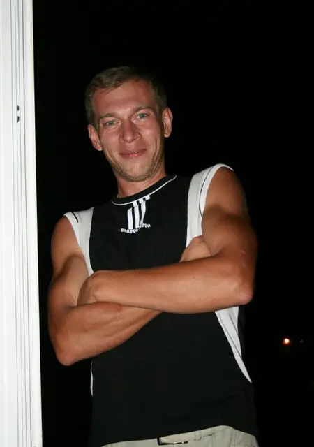 Михаил из Климовска, ищу на сайте знакомства на одну ночь