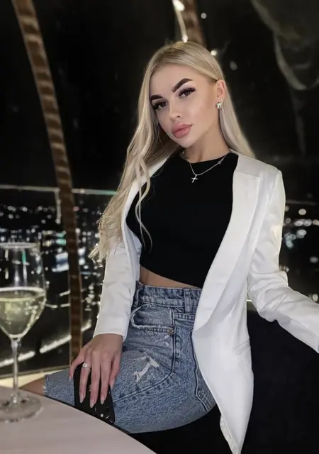 Я Яна, 26, знакомлюсь для приятного времяпровождения в Ульяновске
