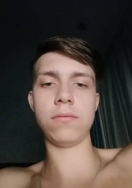 Я Даниил, 21, из Нижнего Новгорода, ищу знакомства без обязательств