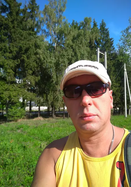 Den из Сергиева Посада, ищу на сайте знакомства без обязательств