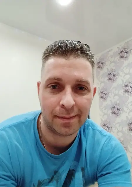 Виктор из Сергиева Посада, мне 39, познакомлюсь на одну ночь