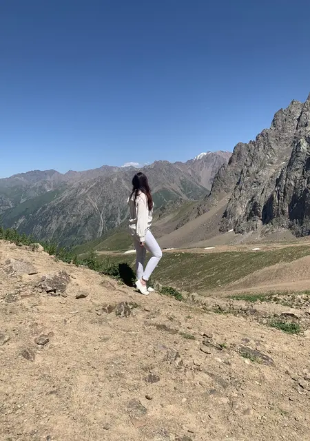Карина из Калининграда, мне 33, познакомлюсь на одну ночь