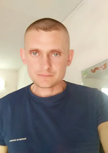 Иван из Алушты, мне 41, познакомлюсь для общения