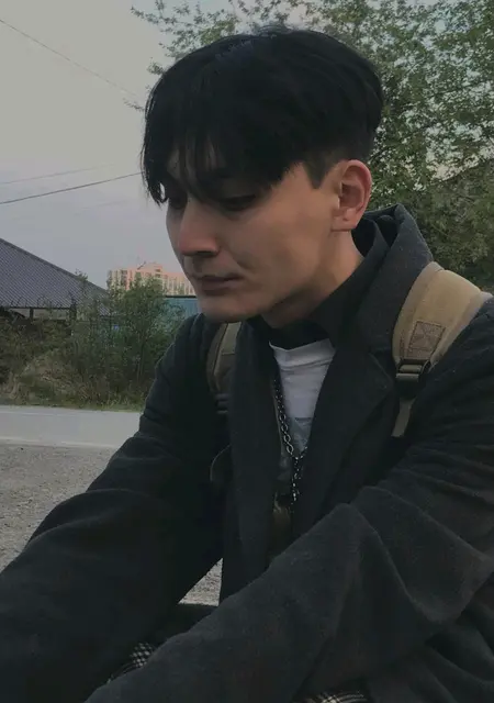 Я Рафаэль, 20, знакомлюсь без обязательств в Омске