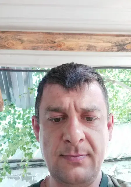 Я Дима, 40, из Моздока, ищу знакомства на одну ночь