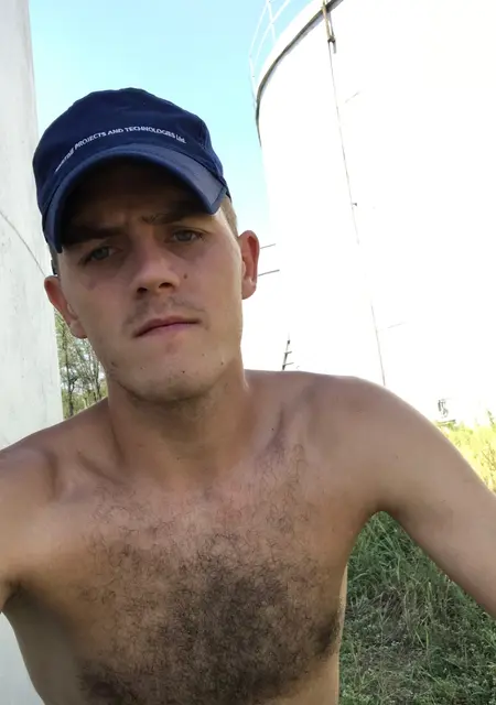 Андрей из Жердевки, мне 26, познакомлюсь на одну ночь