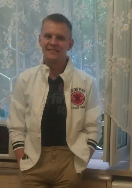 Я Андрей, 46, из Красногорска, ищу знакомство для постоянных отношений