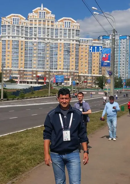Я Дамир, 39, знакомлюсь без обязательств в Энгельсе