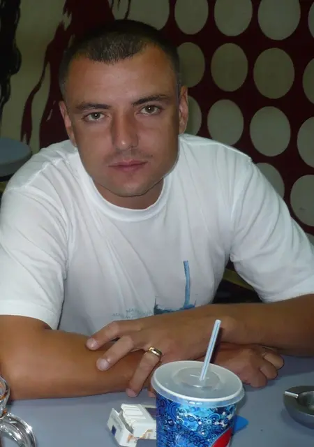 Я Evgeniy, 48, из Ставрополя, ищу знакомства на одну ночь