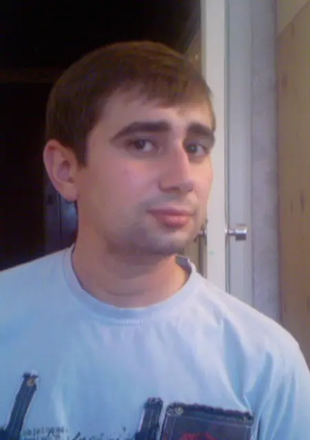 Fedor из Шахт, ищу на сайте знакомства на одну ночь