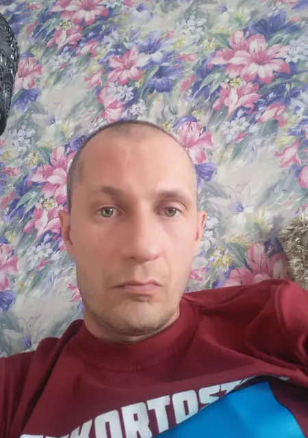 Я Игорь, 50, знакомлюсь для постоянных отношений в Усинске