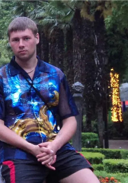 Я Алексей, 38, знакомлюсь без обязательств в Печоре