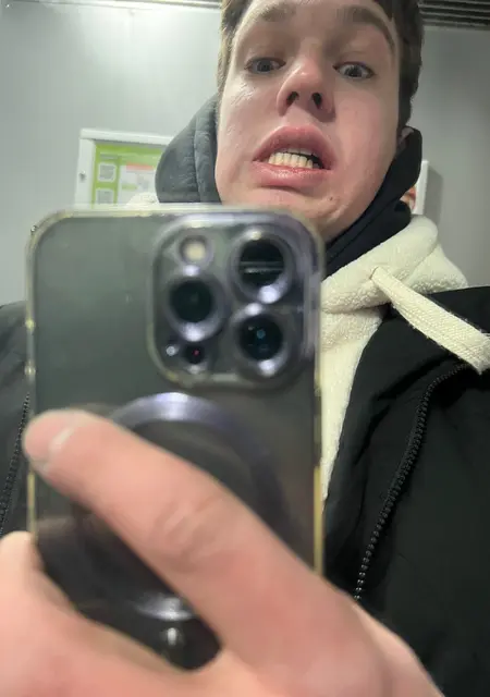 Павел из Балакова, мне 25, познакомлюсь для постоянных отношений