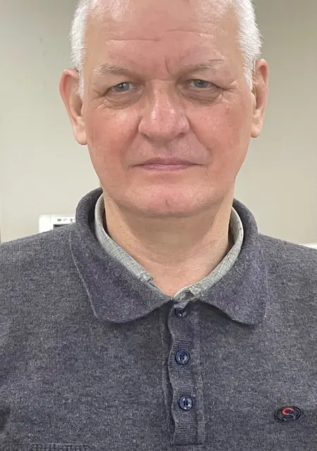 Я Владислав, 64, знакомлюсь на одну ночь в Москве