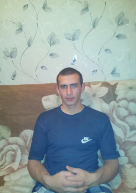 Я Artem, 37, знакомлюсь для вирта в Магадане