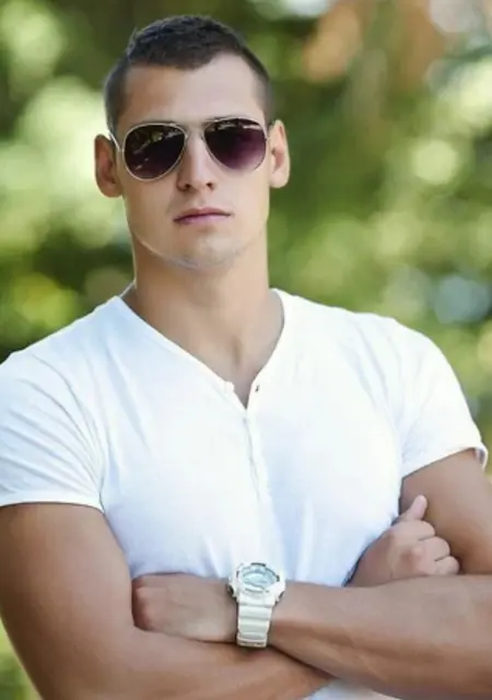 Я Александр, 39, знакомлюсь для приятного времяпровождения в Семидесятке