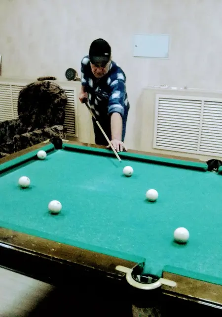 Алик из Москвы, мне 61, познакомлюсь на одну ночь