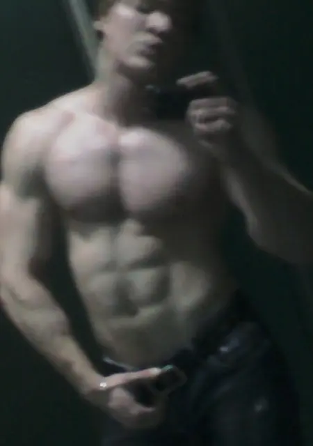 Я Сергей, 31, из Липецка, ищу знакомства без обязательств