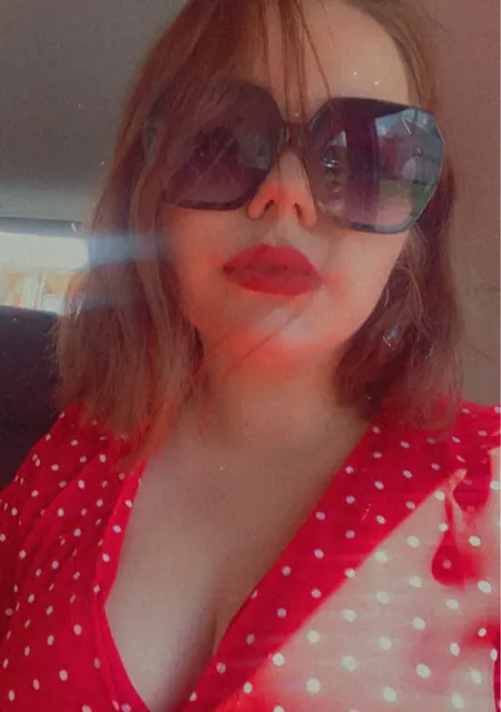 Алина из Климовска, мне 24, познакомлюсь для приятного времяпровождения