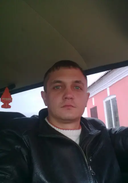 Amdrei из Тамбова, мне 39, познакомлюсь без обязательств