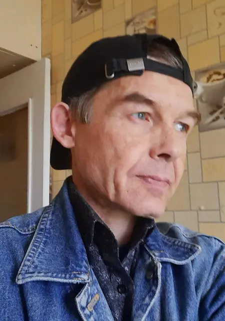 Я Андрей Андрей, 48, из Иванова, ищу знакомства без обязательств