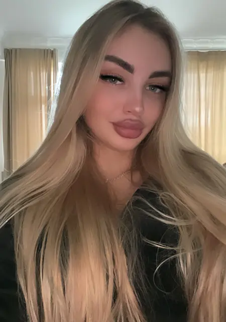 Я Алиса, 22, знакомлюсь на одну ночь в Сочи