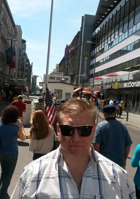 Я Александер, 49, знакомлюсь без обязательств в Астане