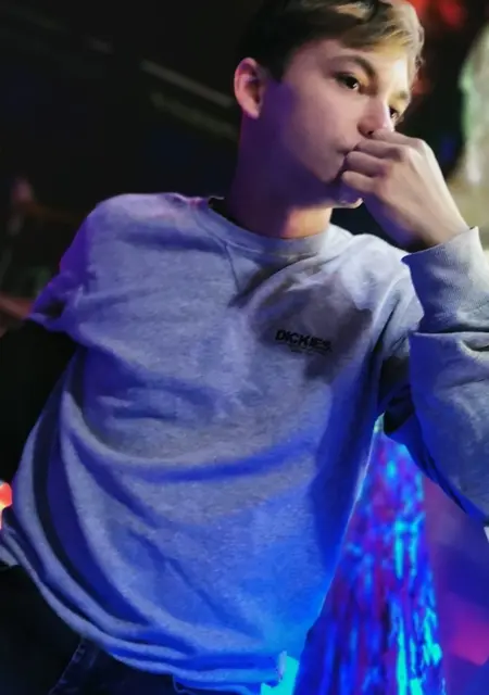 Я Серёня, 21, знакомлюсь на одну ночь в Хабаровске