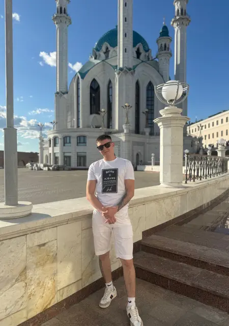 Евгений из Ишимбая, ищу на сайте знакомства на одну ночь