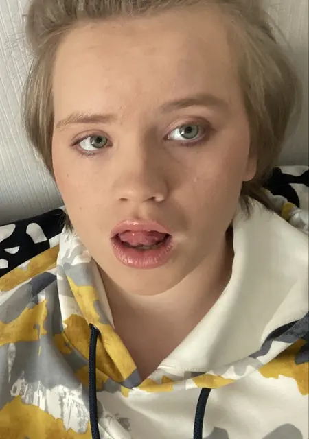 Я Елена, 18, знакомлюсь для общения в Сочи