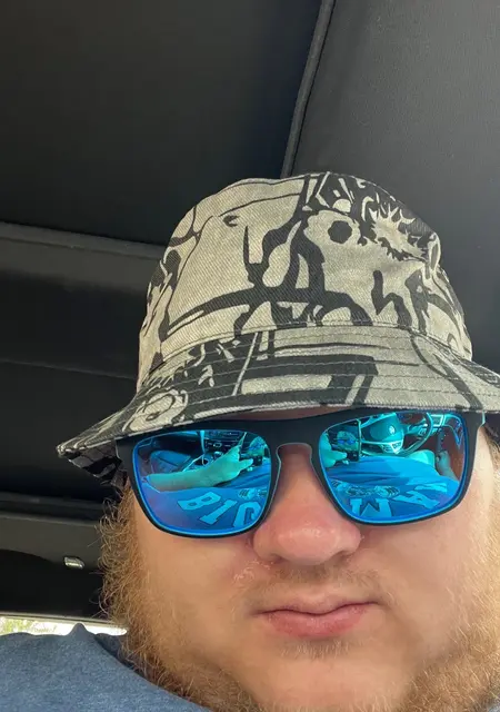 Я Константин, 28, знакомлюсь для общения в Брянске