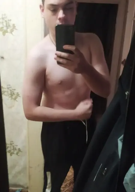 Я Никита, 20, из Коврова, ищу знакомство для постоянных отношений