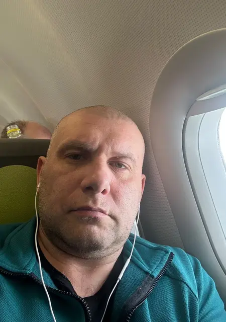 Иван из Балашова, мне 42, познакомлюсь для приятного времяпровождения