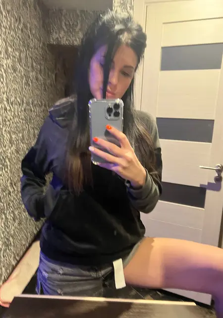 Алёна из Лобни, мне 32, познакомлюсь без обязательств