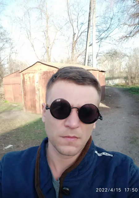 Я Александр, 35 років, знайомлюсь на одну ніч у Горішніх Плавнях