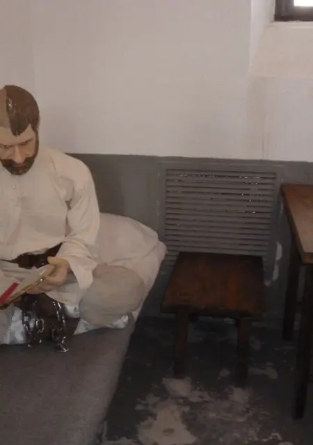 Я Данил, 43, знакомлюсь для дружбы в Новом Уренгое